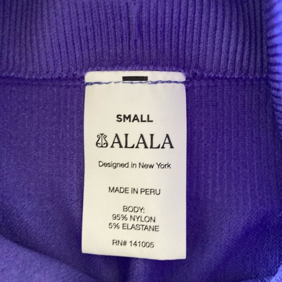 ALALA Seamless Barre Shorts NWT Purple - Picture 9 of 14